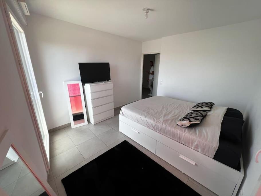 Apartament T3 Cosy, Neuf Et Ensoleille Marsylia Zewnętrze zdjęcie